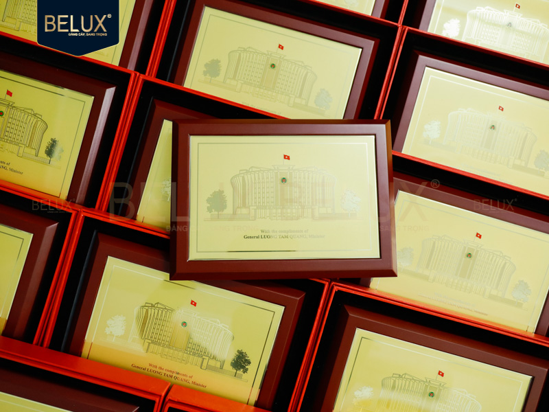 Lô tranh Tòa Nhà Bộ Công An 25x20cm bằng đồng thiết kế theo yêu cầu